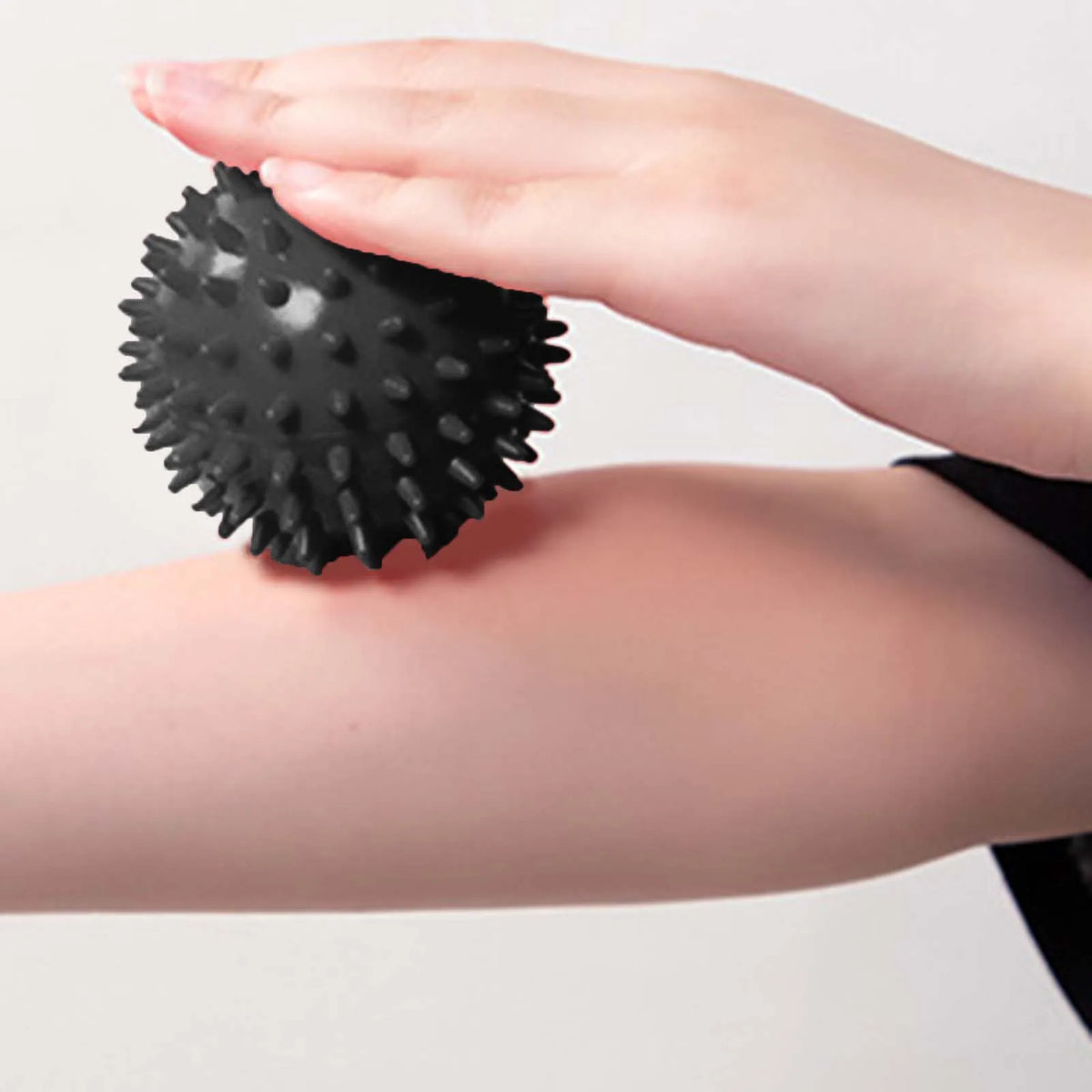 Spiky Massage Ball Trigger Point Sport Fitness Body Hand Foot Relief Plantar Massager Pain Stress Relief Muscle Soreness Relief