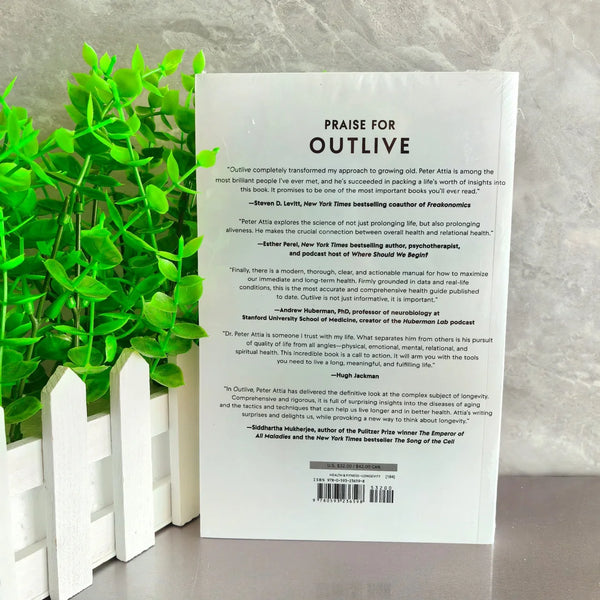 "Outlive: Master the Science & Art of Longevity | Peter Attia's Guide to Living Longer, Healthier (Paperback)"