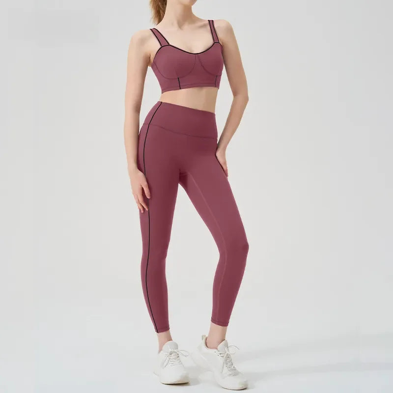 Yoga wear, a high-end sports solid-color high-elastic tight high-intensity sports set, women's fitness clothes suitable for gym